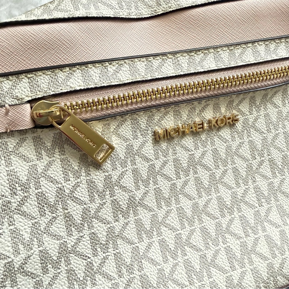 Michael Kors Jet Set Crossbody Logo Vanilla Pink - Picture 7 of 12